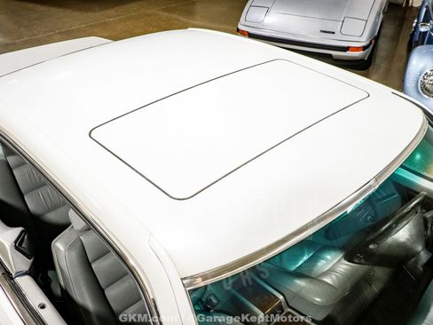 Used 1991 Mercedes-Benz 560 SEC image 18
