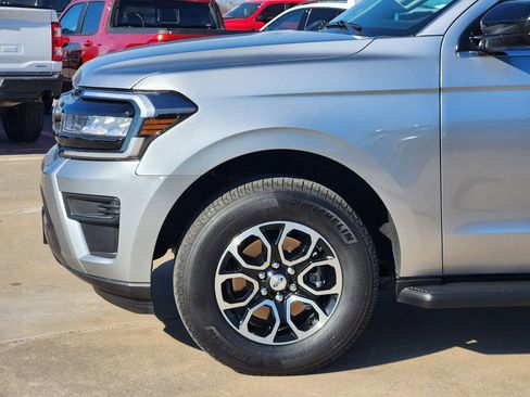 Certified 2024 Ford Expedition XL image 9