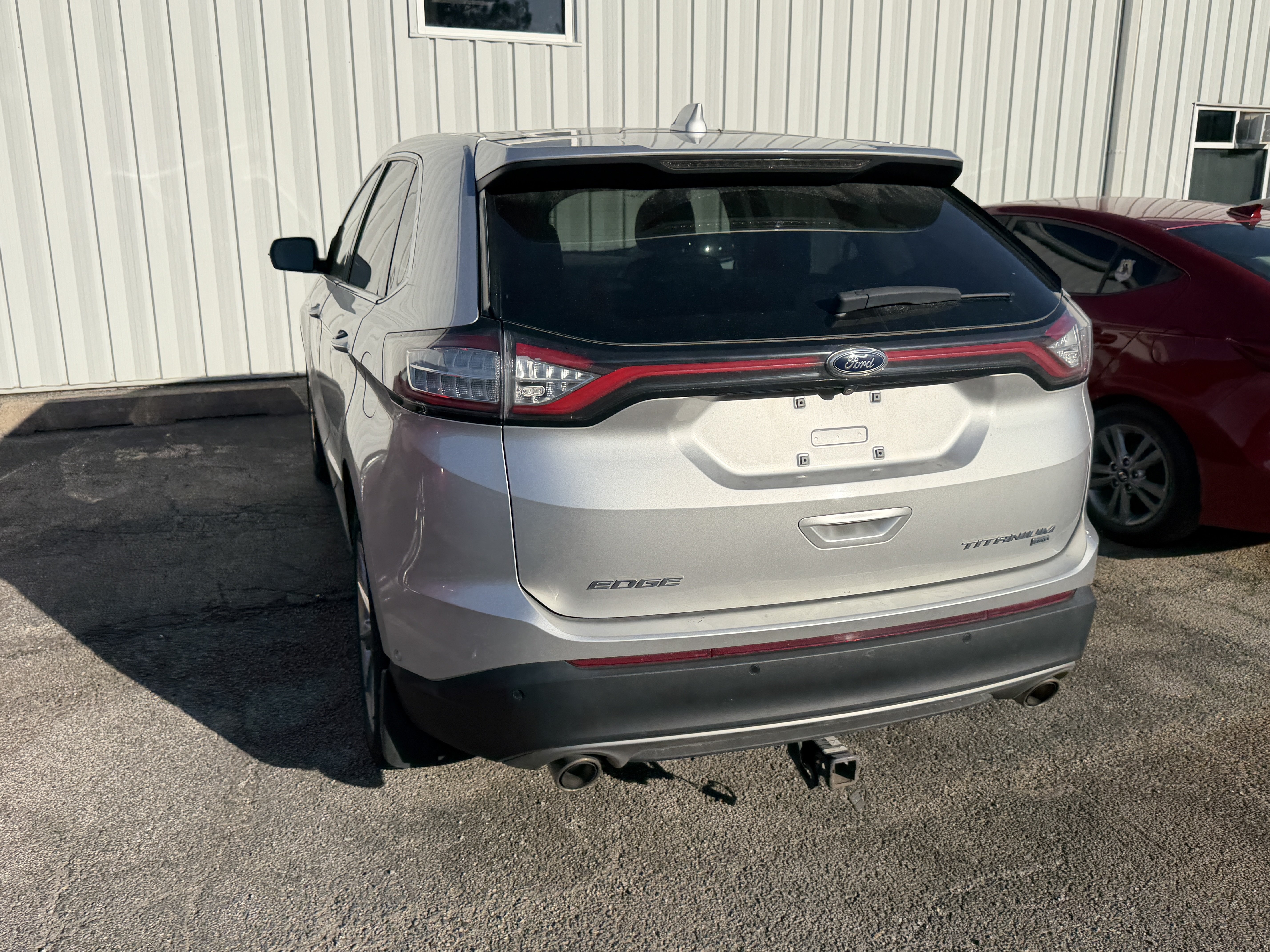 Used 2017 Ford Edge Titanium w/ Equipment Group 302A AWD/4WD image 11