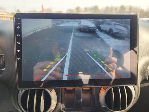 Used 2013 Jeep Wrangler Sport image 19