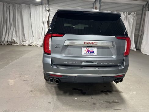 Used 2021 GMC Yukon Denali w/ Denali Premium Package image 6