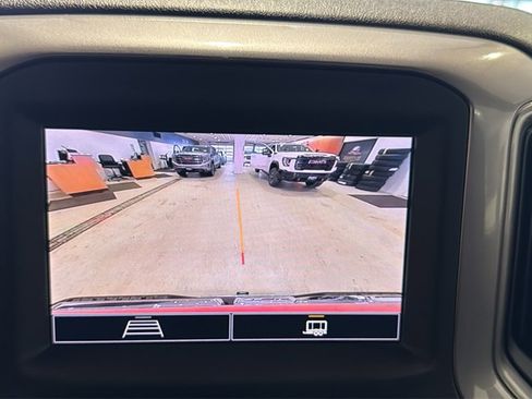 Used 2024 GMC Sierra 2500 Pro w/ Convenience Package image 28