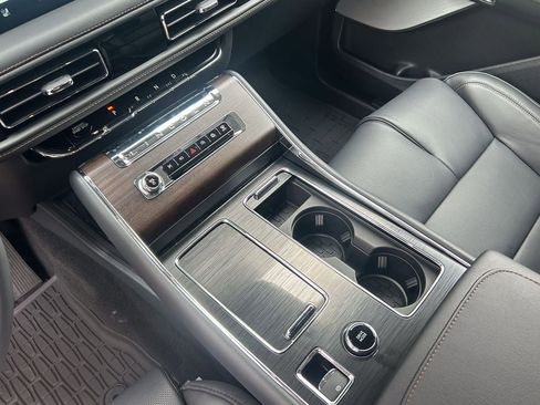 New 2026 Lincoln Aviator Reserve AWD/4WD image 30