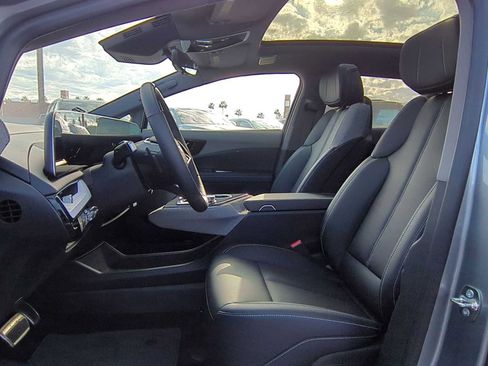 New 2025 Cadillac Optiq Luxury 1 image 23