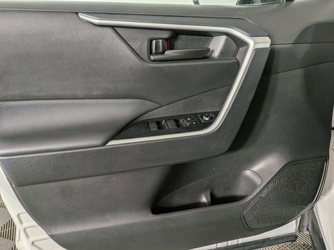 Used 2024 Toyota RAV4 LE image 15