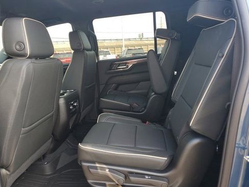 New 2026 GMC Yukon XL Elevation w/ LPO, Floor Liner Package RWD image 17