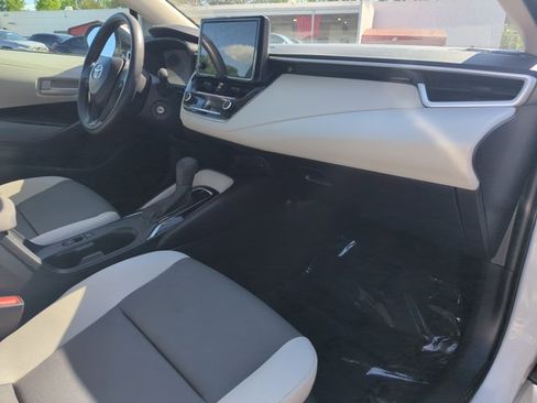 Certified 2025 Toyota Corolla LE image 24