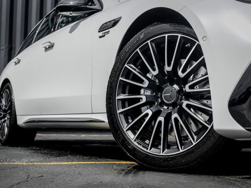 New 2027 Mercedes-Benz E 53 AMG e 4MATIC Wagon image 8