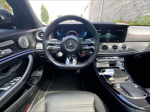 Used 2023 Mercedes-Benz E 53 AMG 4MATIC Sedan image 5