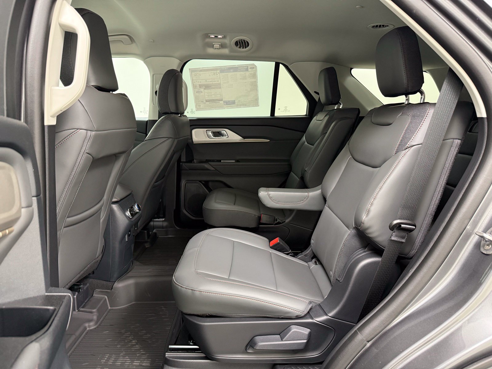 New 2026 Ford Explorer Active w/ Active Comfort Package RWD image 21