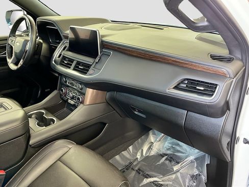 Used 2023 Chevrolet Suburban High Country w/ Advanced Technology Package AWD/4WD image 33