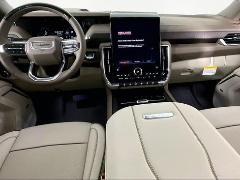 New 2026 GMC Yukon XL Denali w/ Denali Reserve Package image 6