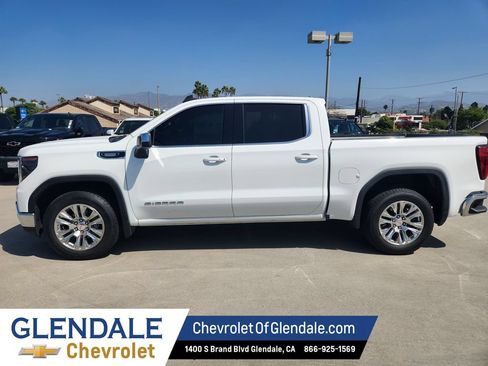 Used 2023 GMC Sierra 1500 SLE RWD image 3
