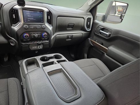 Used 2021 Chevrolet Silverado 1500 LT w/ Z71 Off-Road Package AWD/4WD image 12