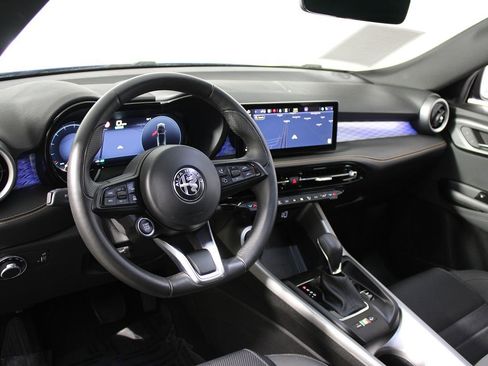 Used 2024 Alfa Romeo Tonale Ti AWD/4WD image 31