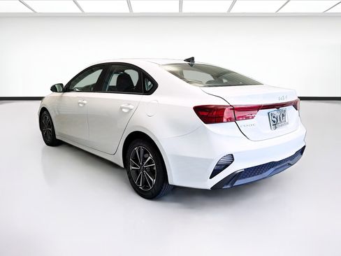 Used 2023 Kia Forte LXS FWD image 6