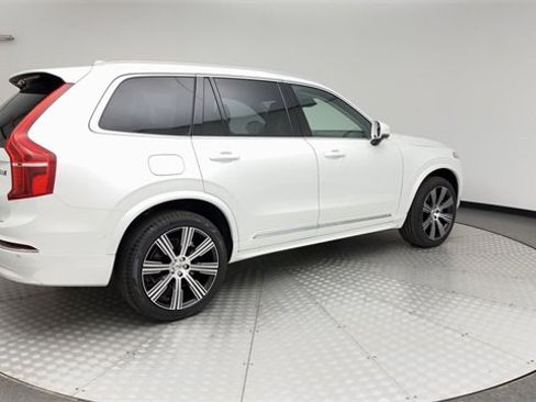 Certified 2025 Volvo XC90 B6 Plus w/ Protection Package Premier image 2