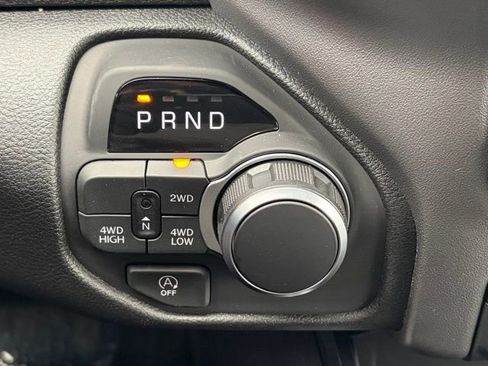 New 2026 RAM 1500 Express AWD/4WD image 23