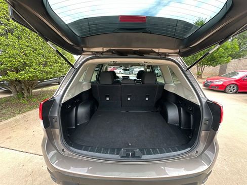 Used 2022 Subaru Forester Premium AWD/4WD image 13