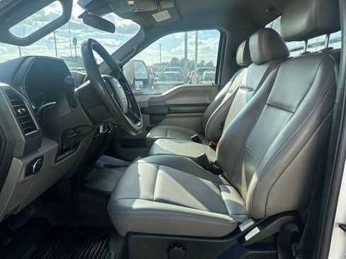 Used 2020 Ford F550 2WD Regular Cab Super Duty image 9