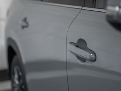 New 2026 Toyota Grand Highlander AWD Hybrid image 17