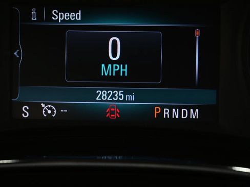 Used 2022 Buick Encore Preferred w/ Safety Package AWD/4WD image 29
