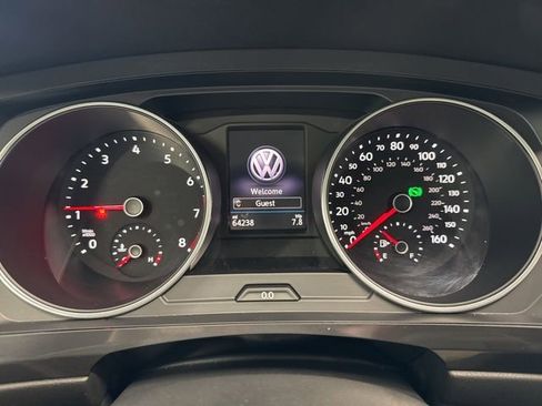 Used 2019 Volkswagen Tiguan SE w/ Panoramic Sunroof Package image 37