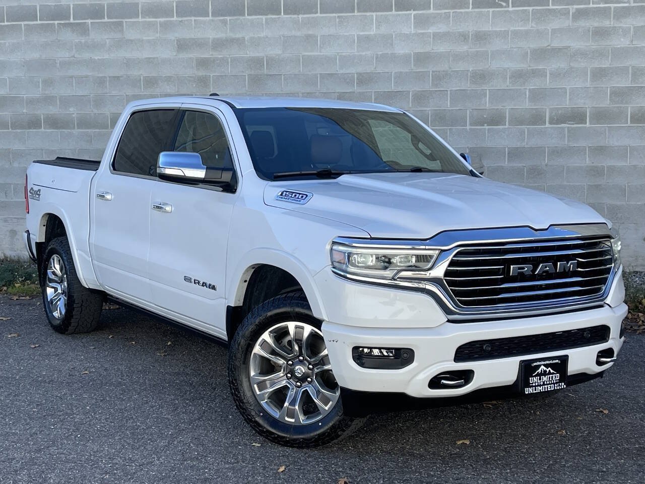Used 2022 RAM 1500 Limited w/ Trailer Tow Group AWD/4WD image 1