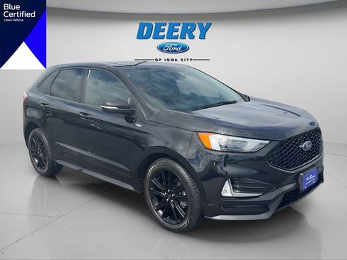 Certified 2020 Ford Edge ST-Line w/ Cold Weather Package AWD/4WD image 9
