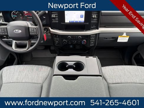 New 2026 Ford F350 XLT w/ FX4 Off-Road Package image 13