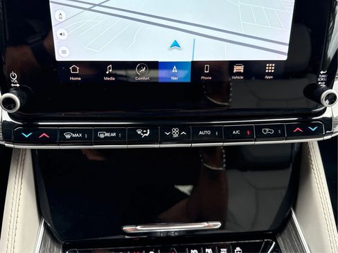 Used 2022 Jeep Wagoneer Series II w/ Convenience Group I RWD image 30