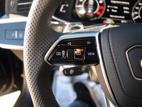 Used 2025 Audi RS 7 Performance image 6