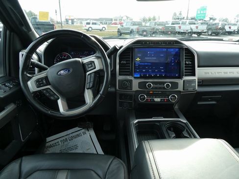 Used 2022 Ford F450 Platinum w/ FX4 Off-Road Package image 24