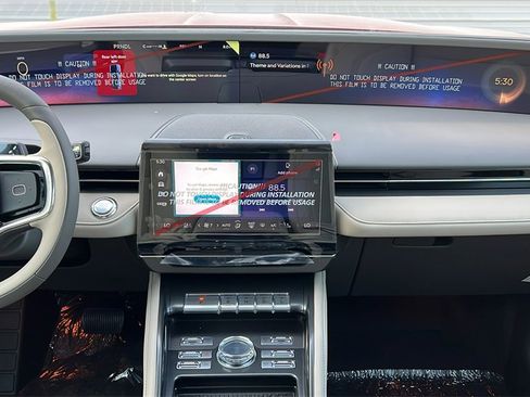 New 2025 Lincoln Nautilus Premier w/ Equipment Group 102A image 14