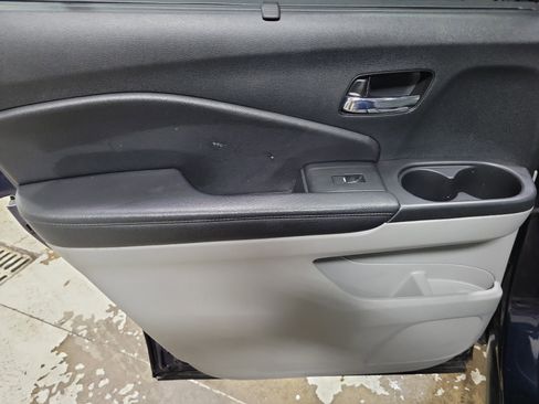 Used 2022 Honda Pilot EX-L image 12