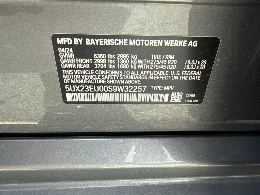 Used 2025 BMW X5 xDrive40i w/ M Sport Package AWD/4WD image 20