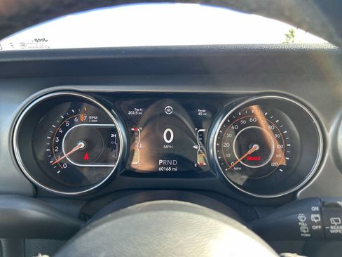 Used 2021 Jeep Wrangler Unlimited Sport AWD/4WD image 10