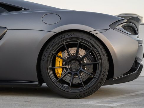 Used 2019 McLaren 570S Coupe image 5
