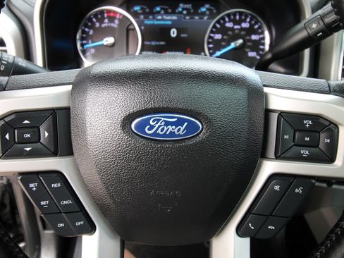 Used 2017 Ford F350 Lariat w/ Lariat Ultimate Package image 29