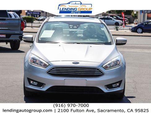 Used 2017 Ford Focus Titanium w/ Titanium Technology Package image 6