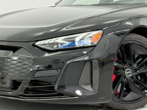 Used 2023 Audi RS e-tron GT image 11