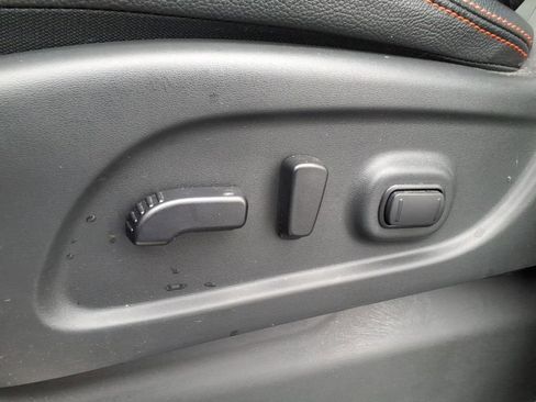 Used 2024 Nissan Titan PRO-4X w/ Pro-4x Convenience Package image 5