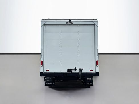 Used 2024 RAM ProMaster 3500 w/ Quick Order Package 22G SLT FWD image 4