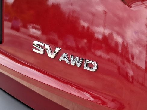 Used 2023 Nissan Rogue SV image 32