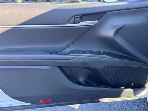 Certified 2021 Toyota Camry LE image 16