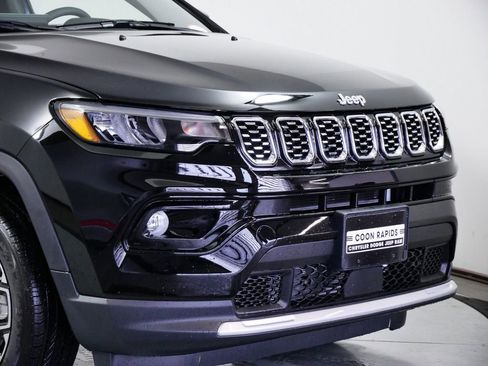 New 2025 Jeep Compass Limited image 3