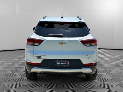 Certified 2024 Chevrolet TrailBlazer LT w/ Convenience Package FWD image 4