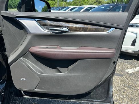 Used 2021 Cadillac XT6 Premium Luxury AWD/4WD image 23