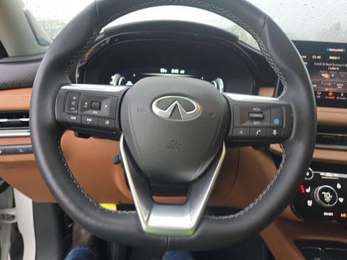 Certified 2025 INFINITI QX60 Sensory w/ Vision Package AWD/4WD image 8