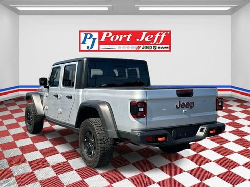 Used 2022 Jeep Gladiator Mojave w/ LED Lighting Group AWD/4WD image 5